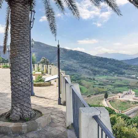 2 Bedroom In Tusa